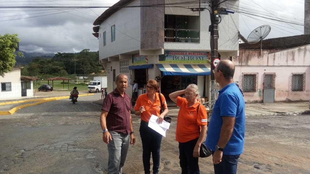 Camacã: Equipe do DETRAN visita a cidade para vistoria na Sinalização